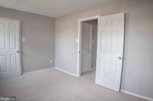 14796 Tamarack Pl, Woodbridge VA  22191-3136 exterior