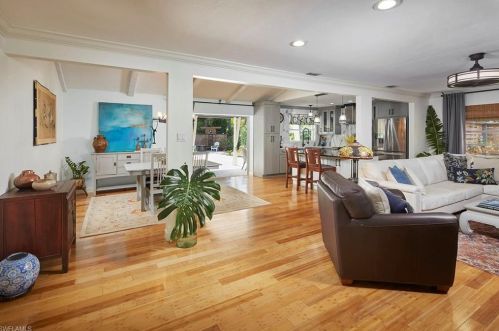 4535 Lakewood Blvd, Naples, FL 34112-5206