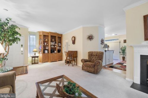 32 Fox Run, Glen Mills, PA 19342-2214