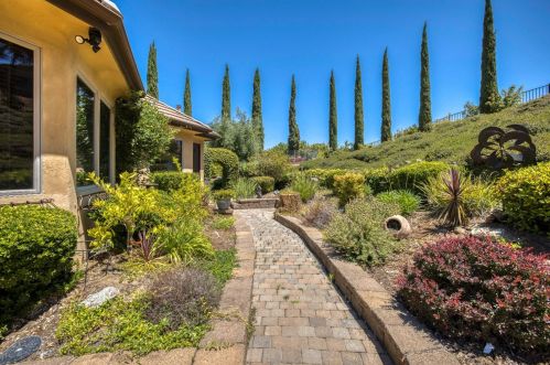 2940 Capetanios Dr, Folsom CA  95762-4601 exterior