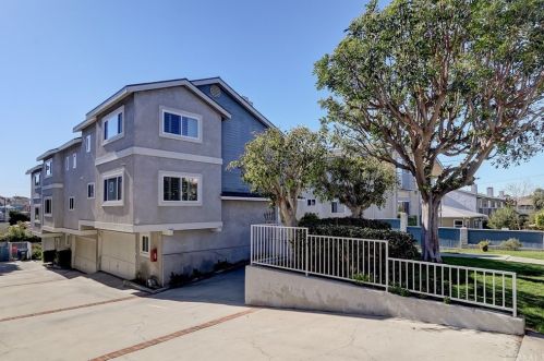2012 Vanderbilt Ln, Redondo Beach, CA 90278-3019