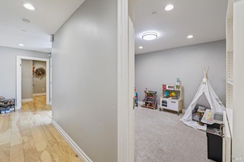 2054 Zinfandel Ct, Vacaville CA  95688-2829 exterior