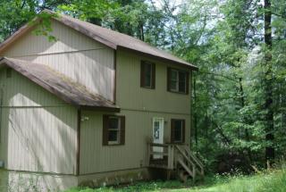 5254 Birchwood Dr, Tannersville, PA 18372-7727