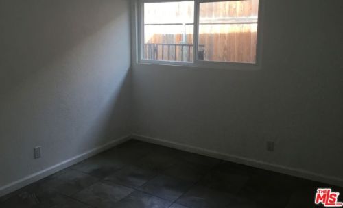 2720 Valencia Dr, Bakersfield CA  93306-6500 exterior