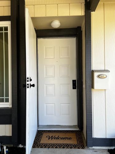 1597 Klamath River Dr, Rancho Cordova CA  95670-2756 exterior