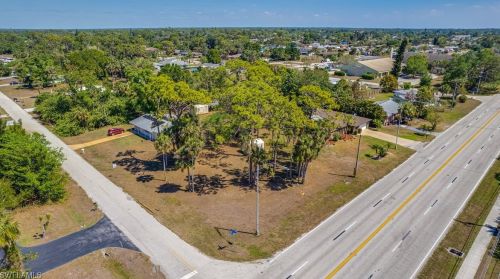 605 Leeland Heights Blvd, Lehigh Acres FL  33936-6721 exterior