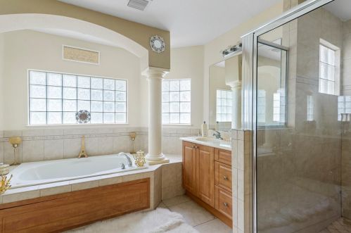 1125 Coleman Ave, Fort Pierce FL  34953-1824 exterior