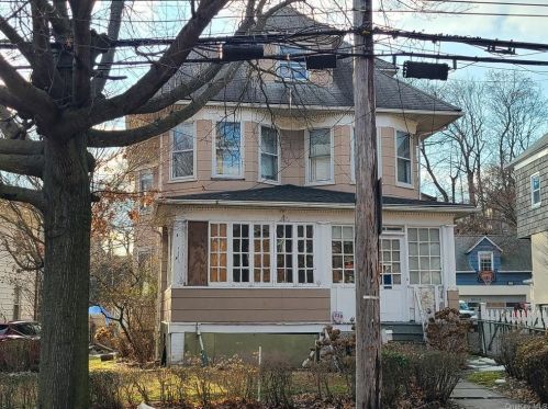 238 Webster Ave, New Rochelle, NY 10801-5410