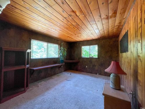 22619 Eastside Rd, Willits CA  95490-9780 exterior