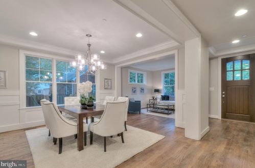 2012 Kilgore Rd, Falls Church, VA 22043-1353