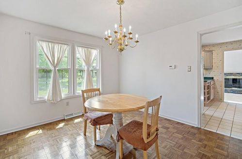 1212 Parkside Dr, Bridgeville PA  15017-1267 exterior