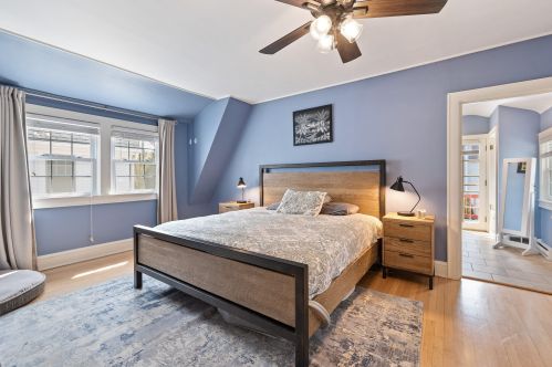 2119 Marion St, Milwaukee WI  53211-2007 exterior