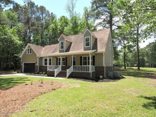 714 Sawgrass Rd, Hampstead, NC 28443-2367