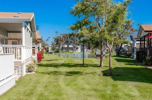 7102 Santa Barbara St, Carlsbad CA  92011-4629 exterior