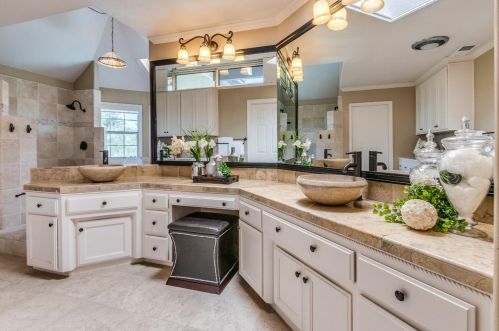 130 American Riv Cyn Dr, Folsom CA  95630-7145 exterior