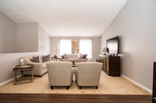 25 Meeting St, Cumberland, RI 02864-8322