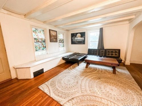 26 Nichols St, Putnam CT  06260-1722 exterior