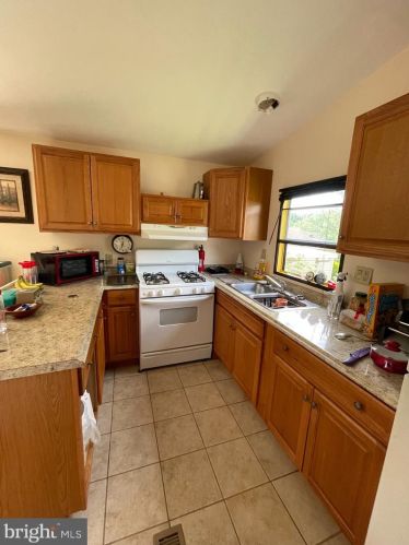 22 Meadow Run Pl, Harrisburg PA  17112-3363 exterior