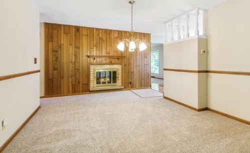 1505 Miller Rd, Lake Geneva WI  53147-1667 exterior