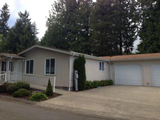 3595 Sylvan Pines Cir, Bremerton, WA 98310-6841