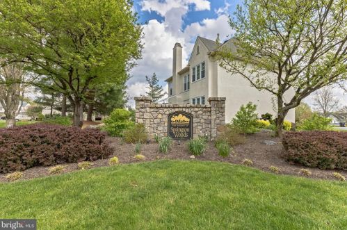 40 Ridgeview Rd, Newtown Square, PA 19073-3002