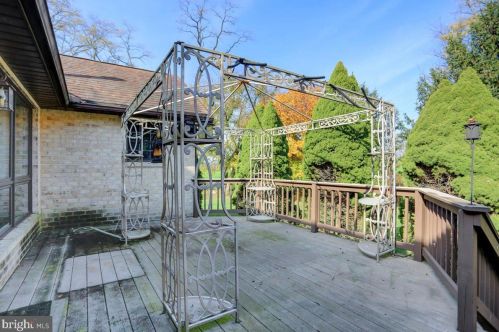 75 Diller Dr, Lees Cross Roads PA  17257-9709 exterior