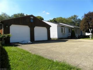 2030 59th St, Ashtabula, OH 44004-6427
