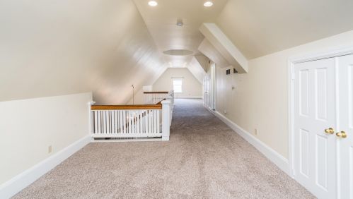 2359 Wahl Ave, Milwaukee WI 53211-3826 exterior