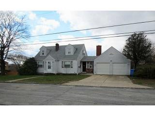 302 Princess Ave, Cranston, RI 02920-6933