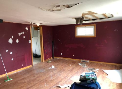 178 College St, Clinton County, OH 45169-1104