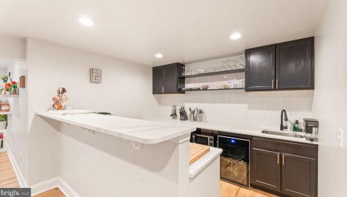 1077 Mountain View Rd, Fredericksburg VA  22406-4429 exterior