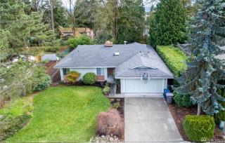 6616 149th Ave, Redmond WA  98052-4707 exterior