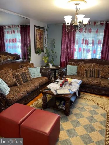 3203 Englewood St, Philadelphia PA 19149-1506 exterior