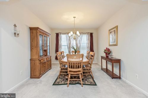 1746 Ann Scarlet Ct, Woodbridge VA  22191-3992 exterior