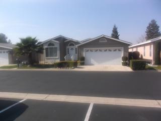 4707 Verde Vista St, Visalia, CA 93277-9359