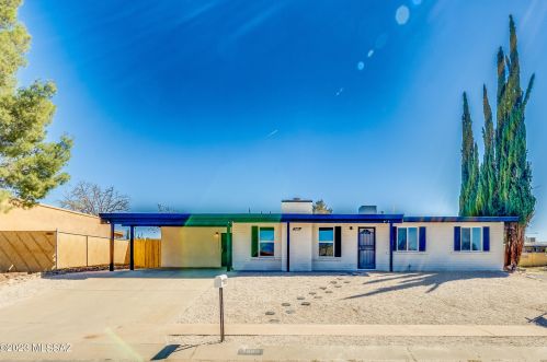 7600 Lakeside Dr, Tucson, AZ 85730-2430