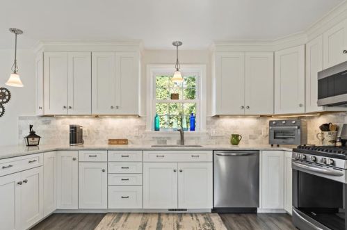 41 Orlando Dr, South Kingstown RI  02882-4416 exterior