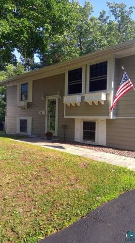 320 Wadena St, Duluth MN  55803-2049 exterior