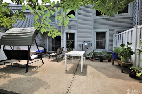 101 Van Liew Ct, East Brunswick NJ  08816-5695 exterior