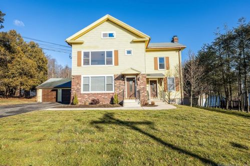 598 Skiff St, North Haven, CT 06473-3028