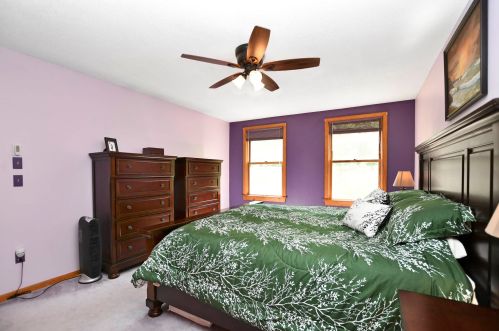 44 Tolend Rd, Dover NH  03820-5501 exterior