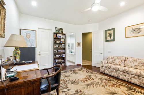 824 Avenida Palmas, Palm Springs CA  92262-5708 exterior