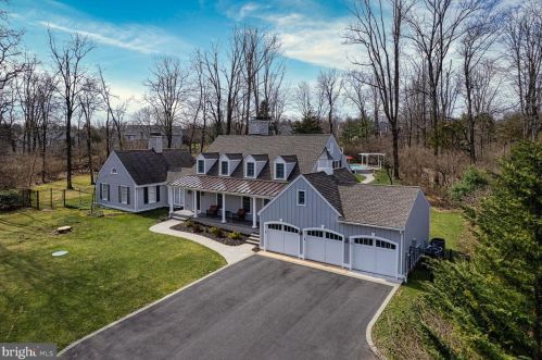 112 Fairway Dr, Princeton, NJ 08540-2410
