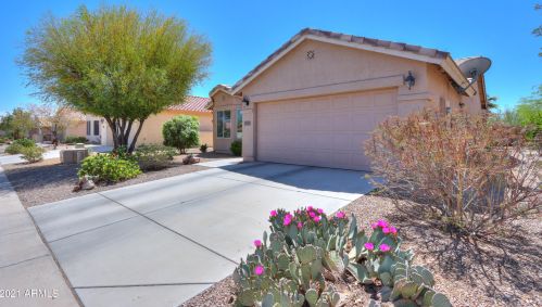 2413 Fiesta Dr, Casa Grande, AZ 85194-9507
