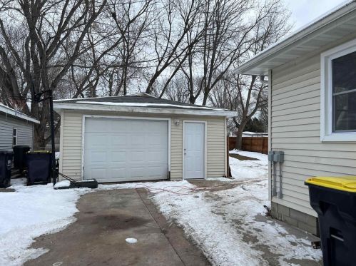 505 Loomis Dr, Mauston, WI 53948-1522