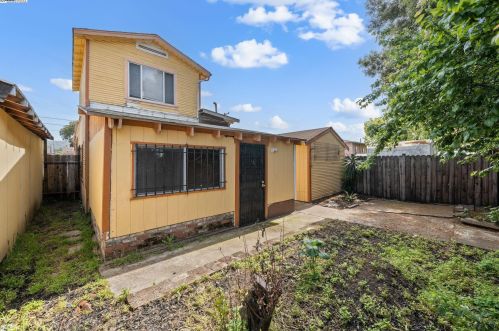 6035 Holway St, Oakland CA  94621-4137 exterior