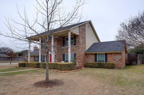 5320 Wagon Track Ct, Fort Worth, TX 76132-2323