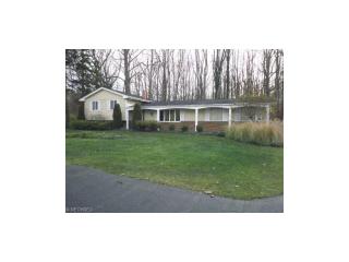 10920 Valley View Rd, Macedonia, OH 44067-1845