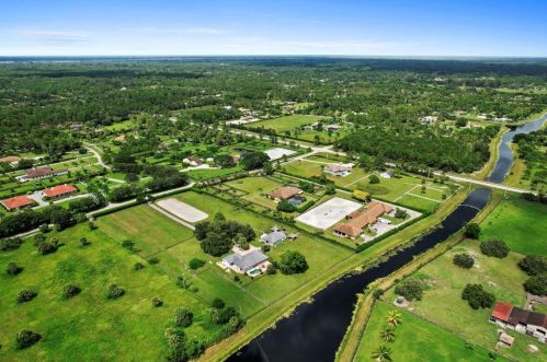 17652 Shetland Ln, Town Of Loxahatchee Groves FL  33470-3948 exterior