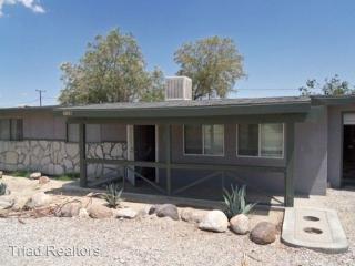 6801 Morongo Rd, Twntynine Plm CA  92277-2893 exterior